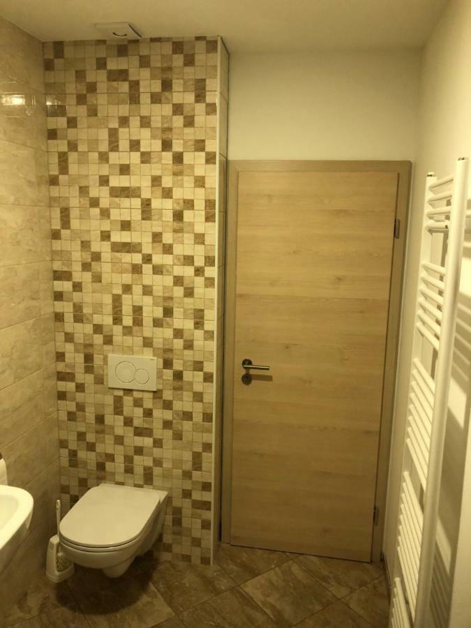 Apartma Linhartov Trg 라도블리차 외부 사진